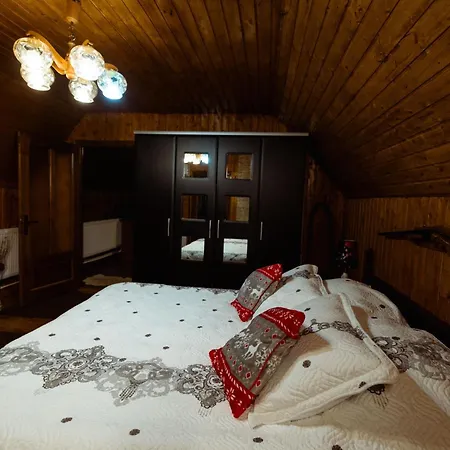 Daria Lodge